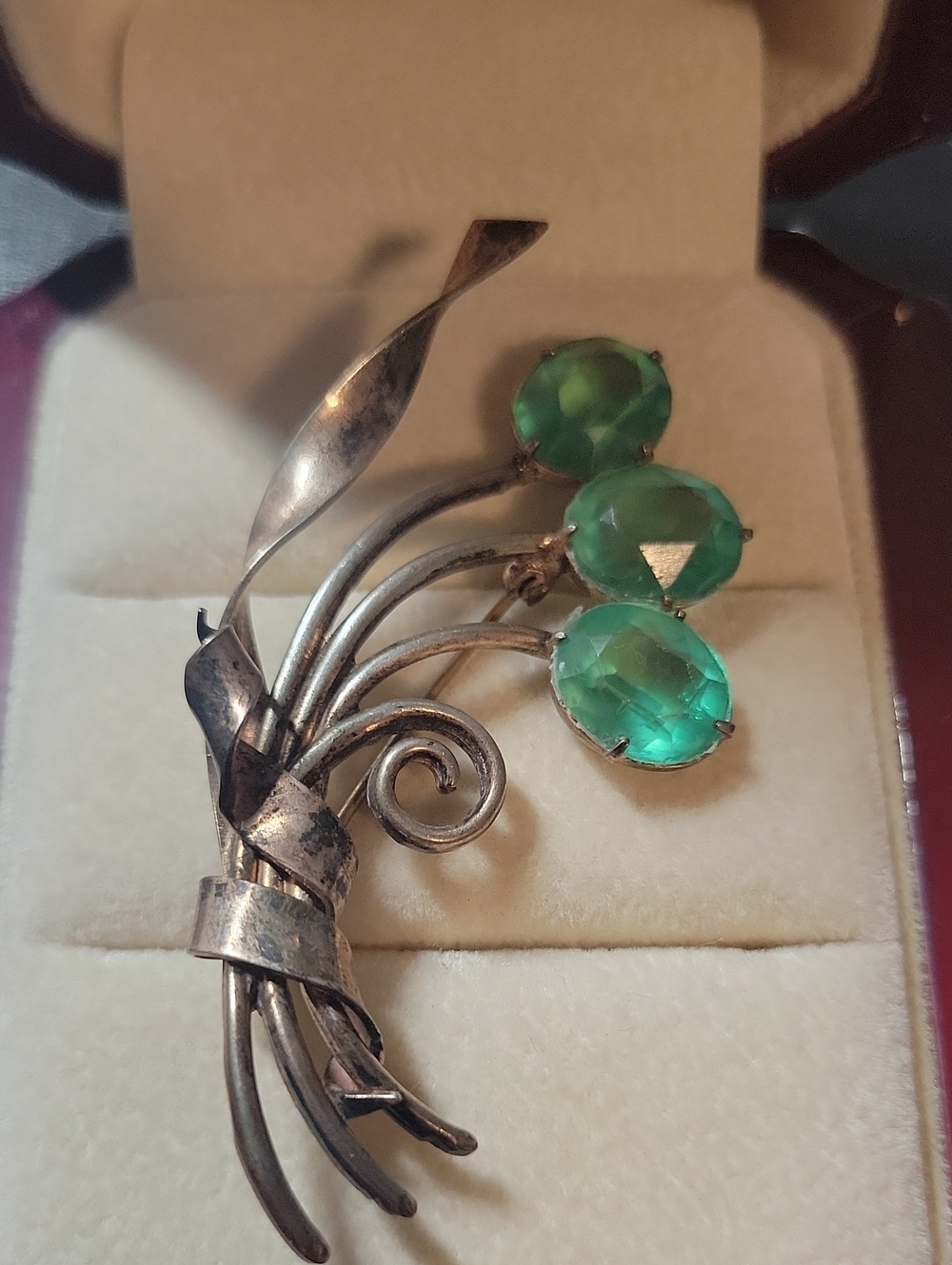 Vintage Green Glass Floral Spray Brooch - Silver